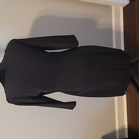 Ann Taylor - Picture 3 of 11